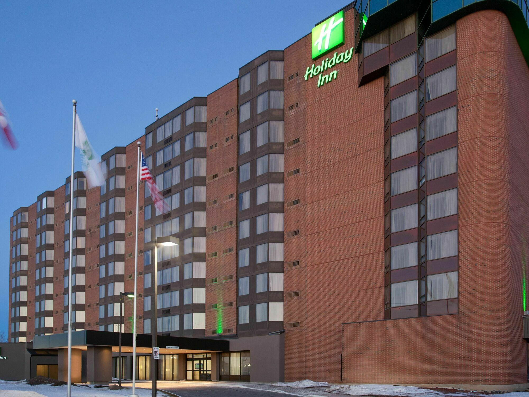 East By Ihg Ottawa